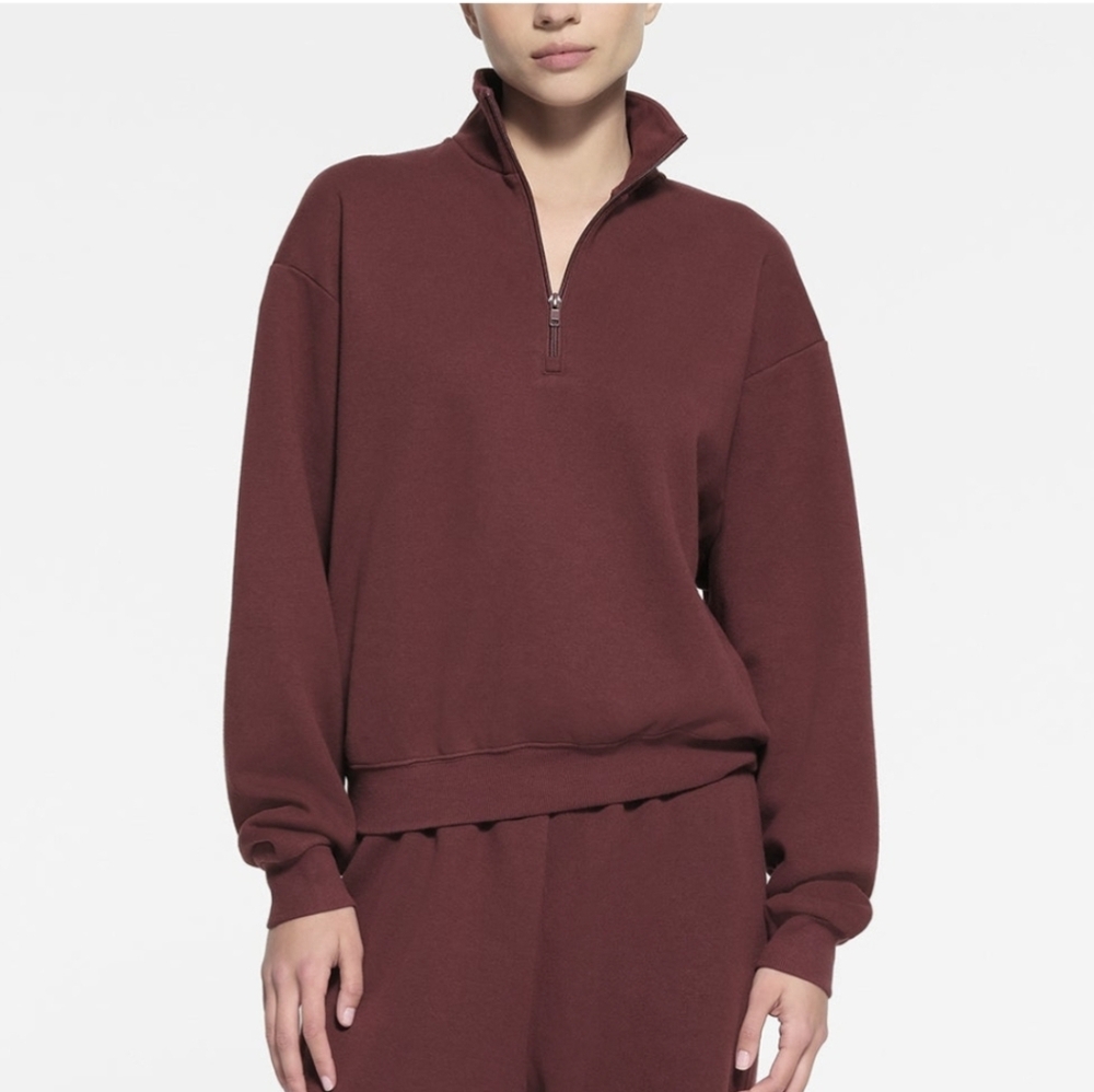 SKIMS Cotton Fleece Quarter Zip Pullover Size:Medium Oxblood